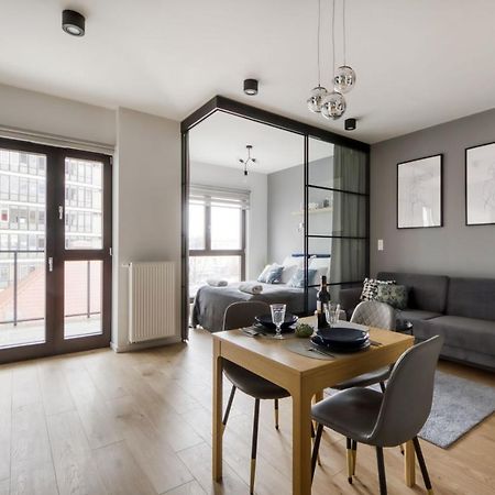 Warsaw Night Apartments Metro Plocka Zewnętrze zdjęcie